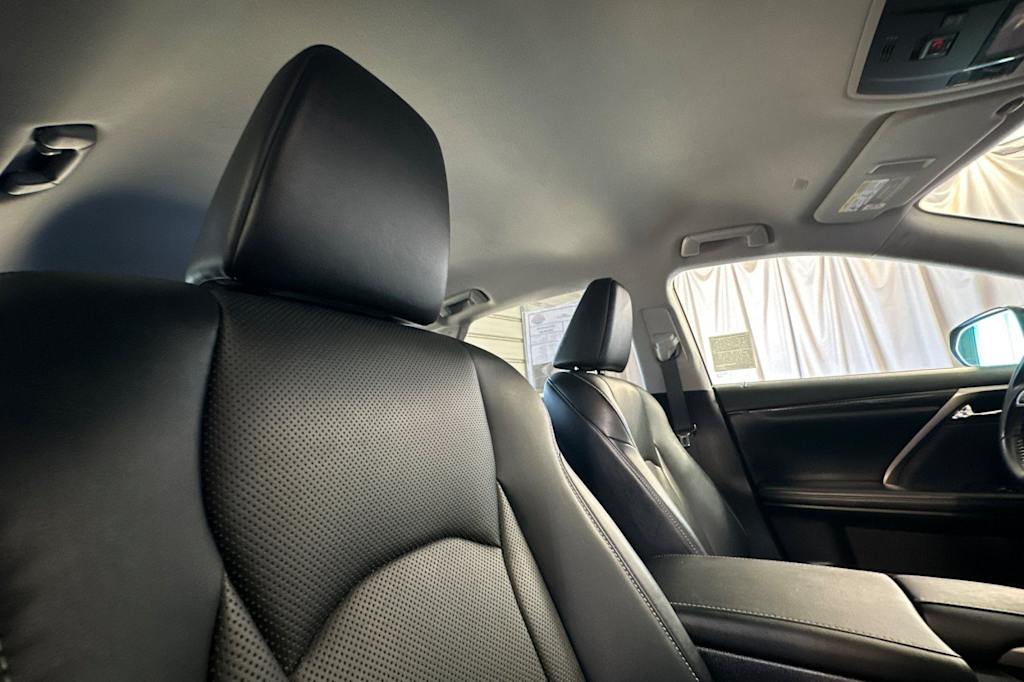 Thumbnail: 2020 Lexus RX - 10