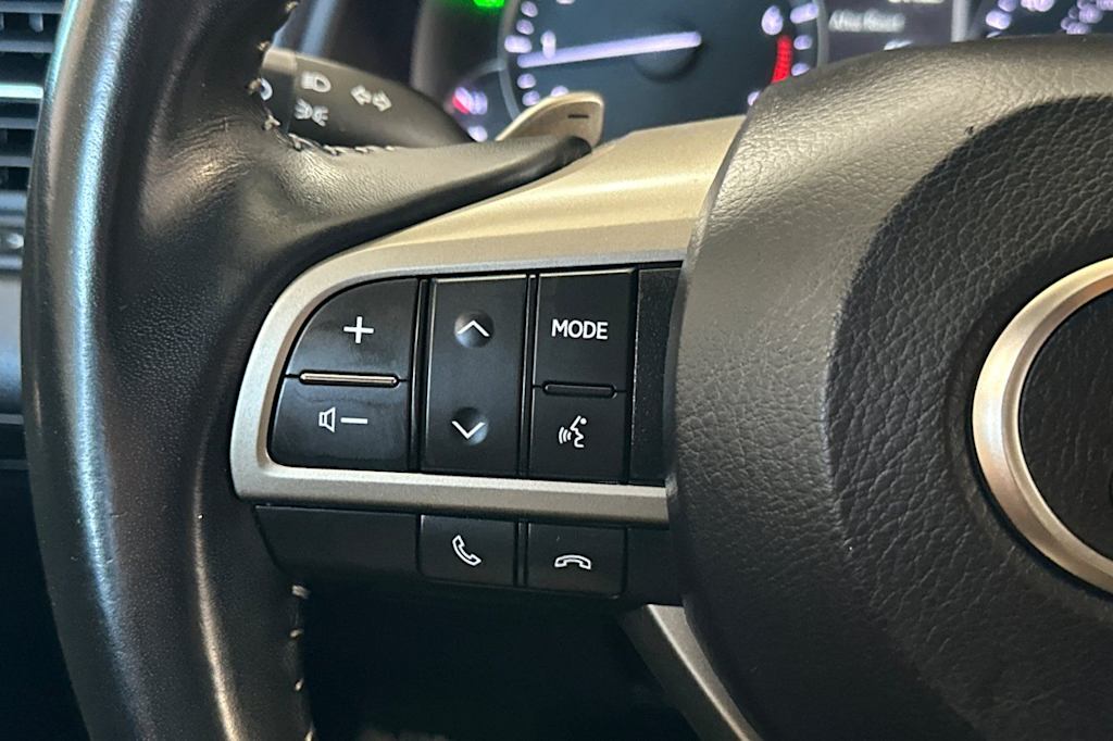 Thumbnail: 2020 Lexus RX - 31
