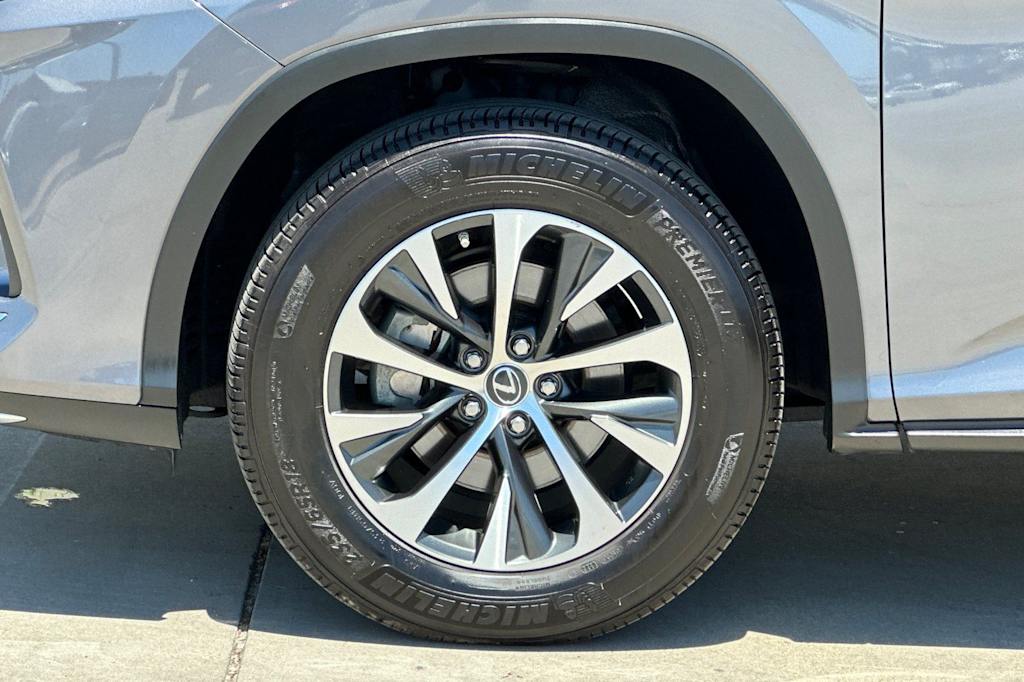 Thumbnail: 2020 Lexus RX - 8