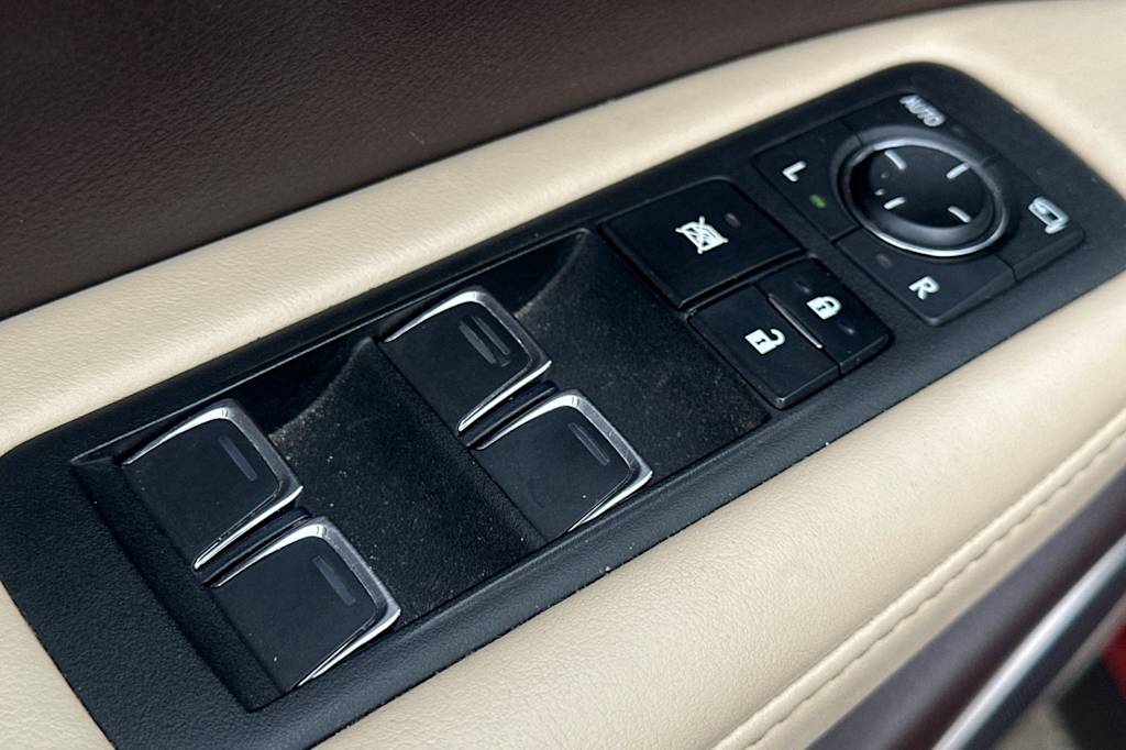 Thumbnail: 2019 Lexus RX - 24