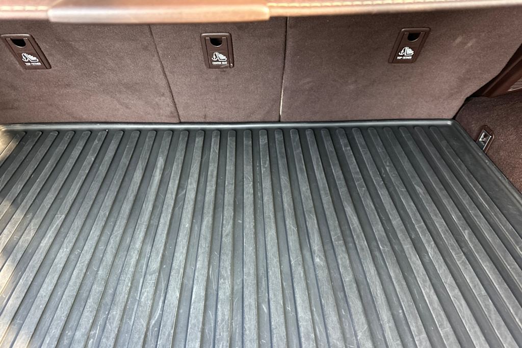 Thumbnail: 2019 Lexus RX - 17