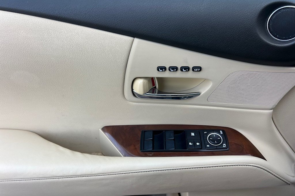 Thumbnail: 2013 Lexus RX - 23