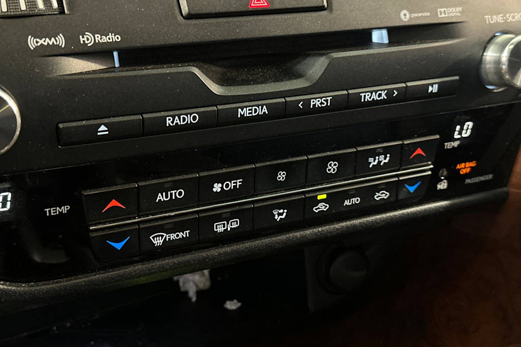Thumbnail: 2016 Lexus RX - 24
