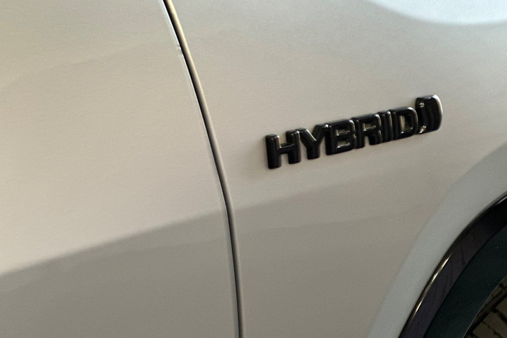 Thumbnail: 2019 Toyota RAV4 - 7