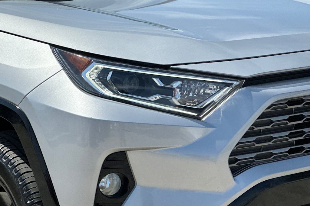 Thumbnail: 2019 Toyota RAV4 - 35
