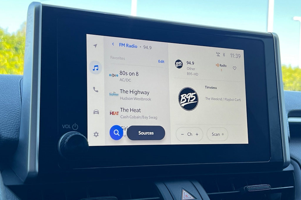 Thumbnail: 2024 Toyota RAV4 - 14