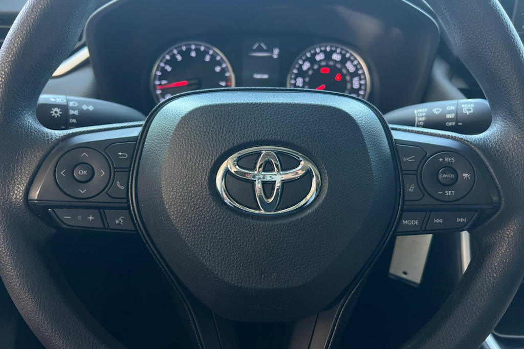 Thumbnail: 2020 Toyota RAV4 - 26