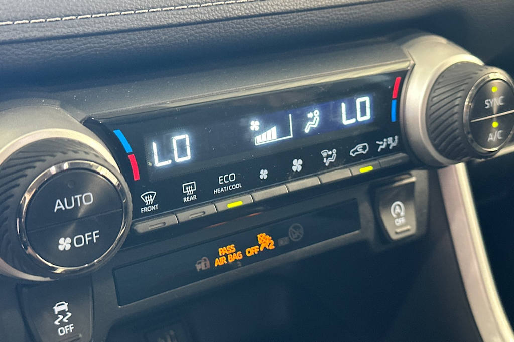 Thumbnail: 2024 Toyota RAV4 - 26