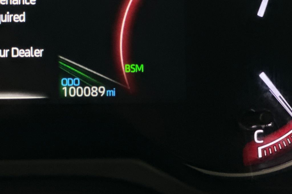 Thumbnail: 2024 Toyota RAV4 - 16