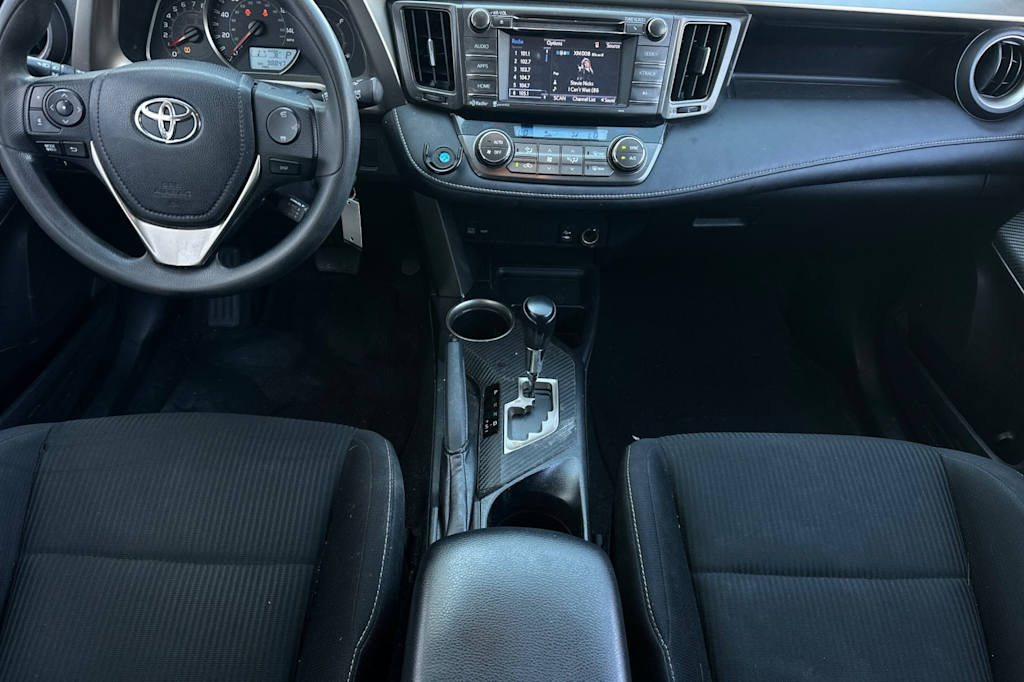 Thumbnail: 2015 Toyota RAV4 - 2