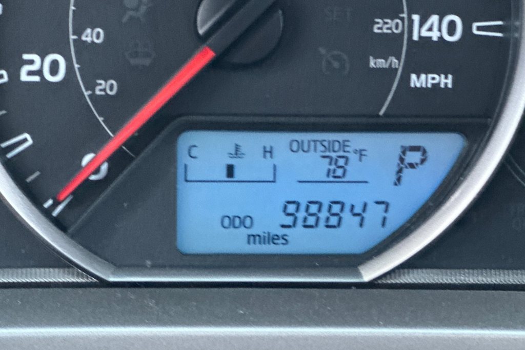 Thumbnail: 2015 Toyota RAV4 - 15