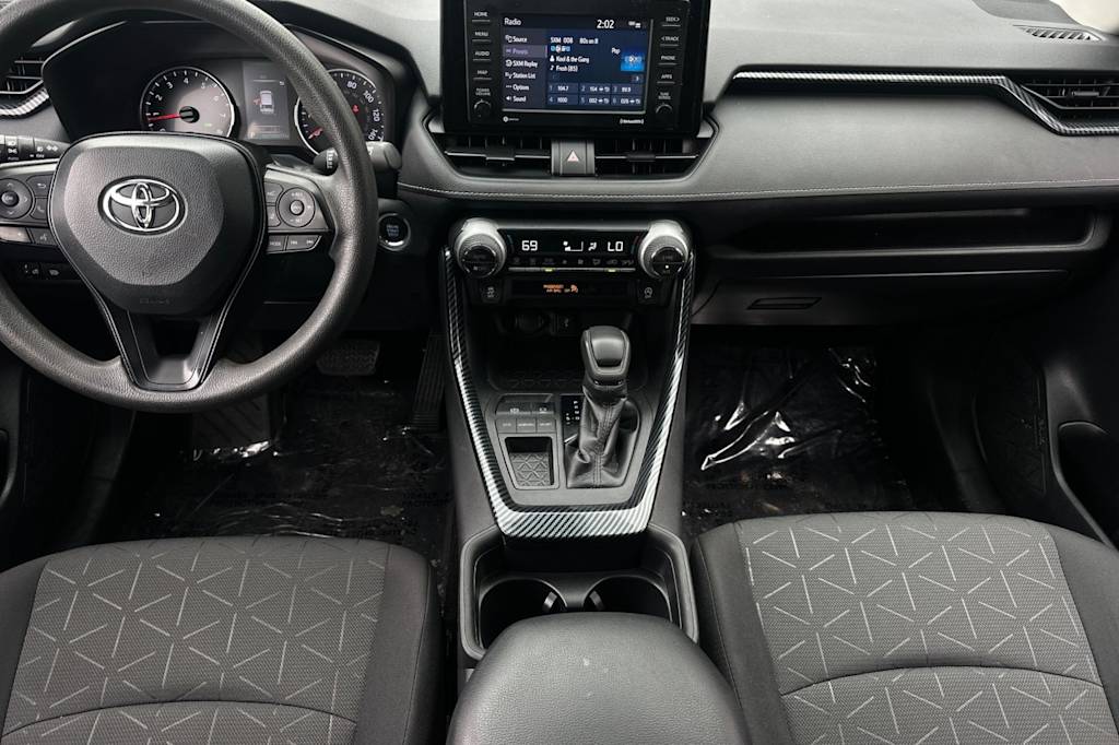 Thumbnail: 2020 Toyota RAV4 - 2