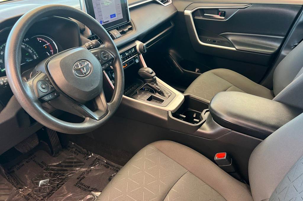 Thumbnail: 2023 Toyota RAV4 - 9