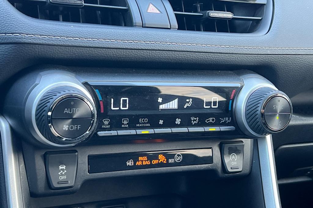 Thumbnail: 2024 Toyota RAV4 - 25