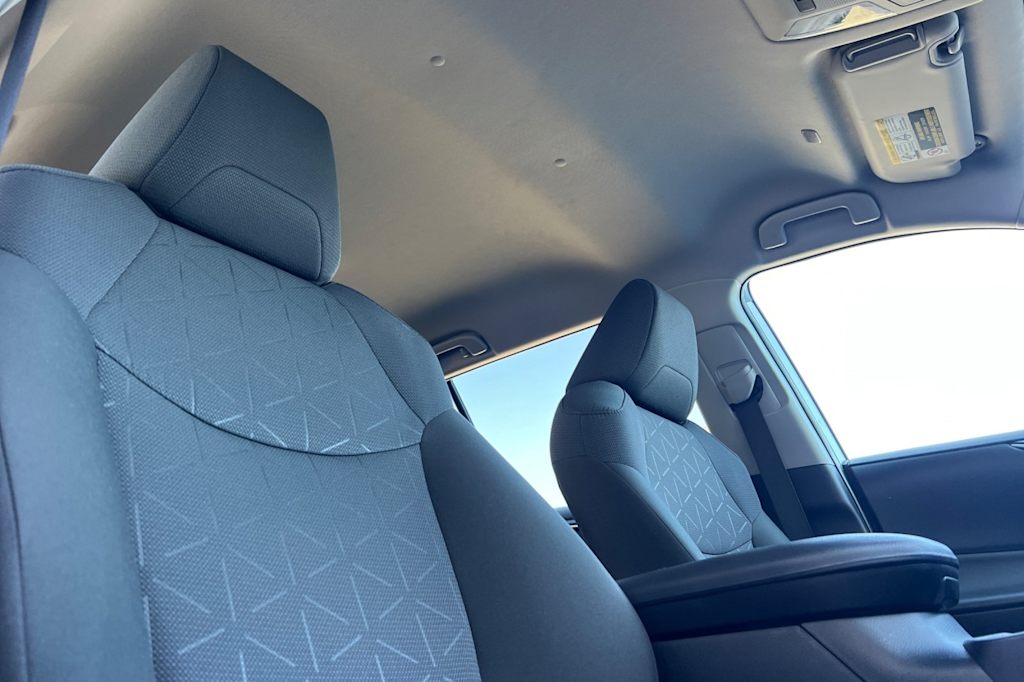 Thumbnail: 2024 Toyota RAV4 - 10