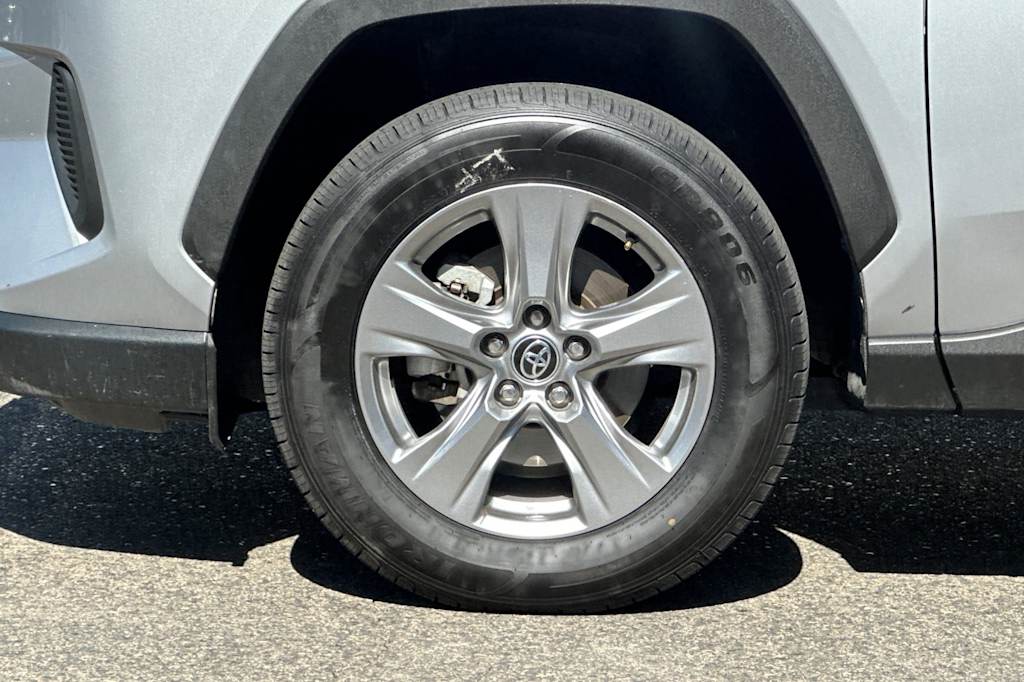 Thumbnail: 2024 Toyota RAV4 - 8