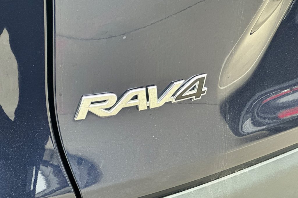 Thumbnail: 2024 Toyota RAV4 - 7