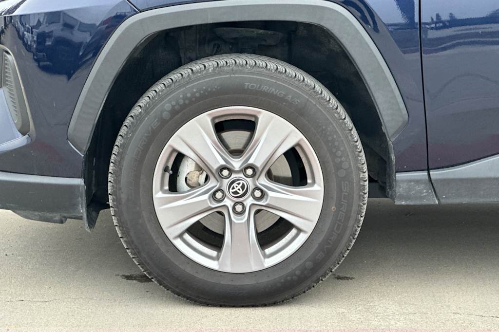 Thumbnail: 2024 Toyota RAV4 - 8