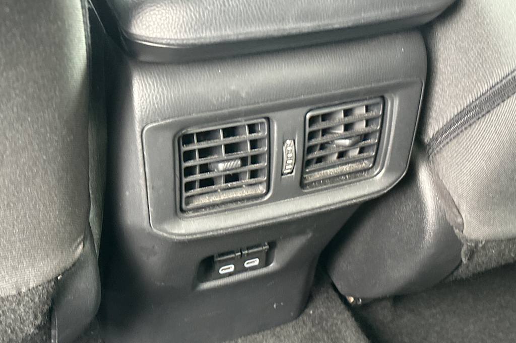 Thumbnail: 2024 Toyota RAV4 - 25