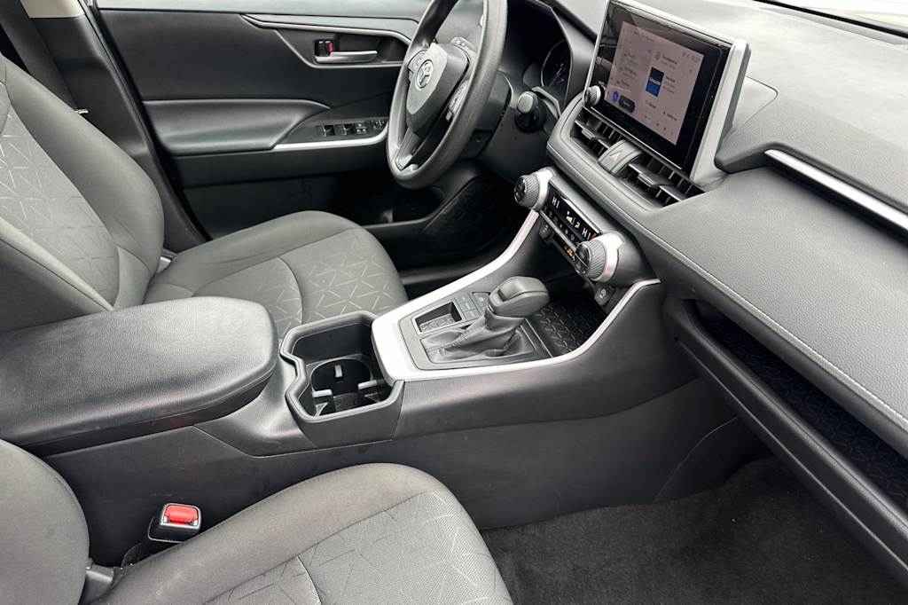 Thumbnail: 2024 Toyota RAV4 - 13