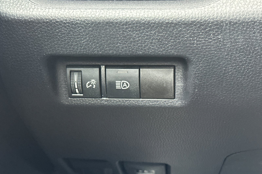 Thumbnail: 2024 Toyota RAV4 - 34