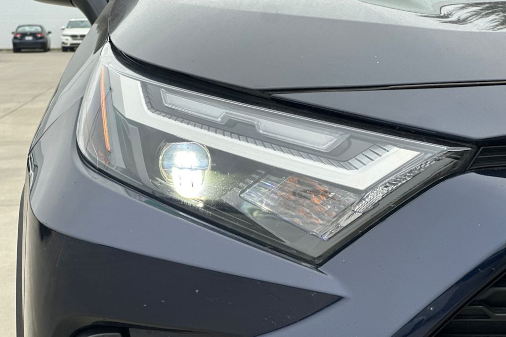 Thumbnail: 2024 Toyota RAV4 - 35