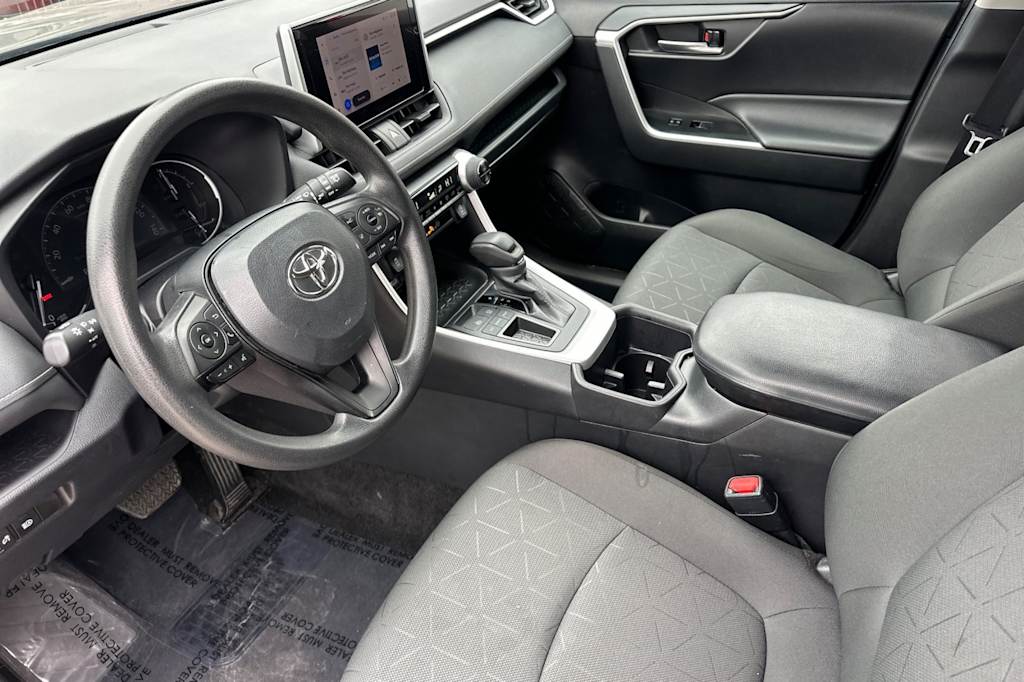 Thumbnail: 2024 Toyota RAV4 - 9