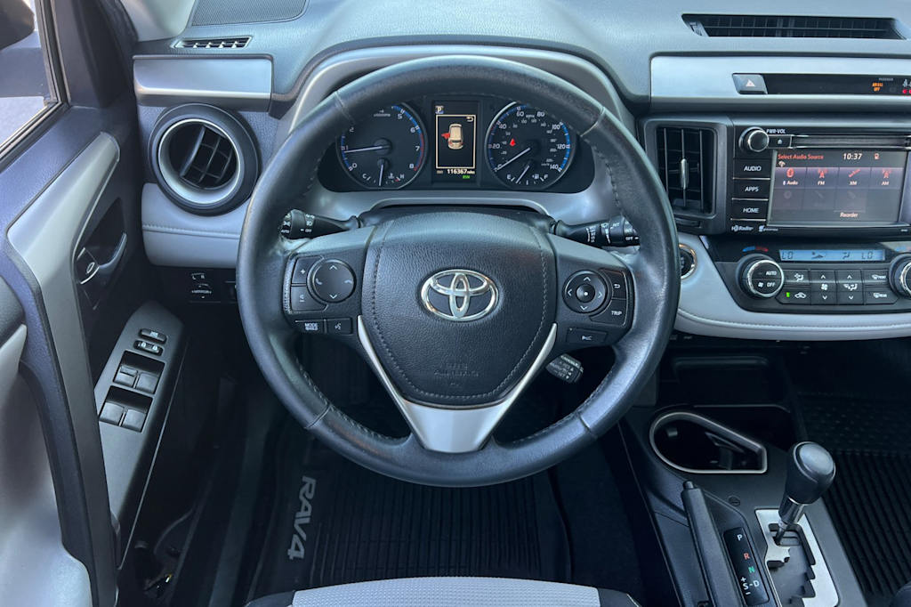 Thumbnail: 2018 Toyota RAV4 - 12