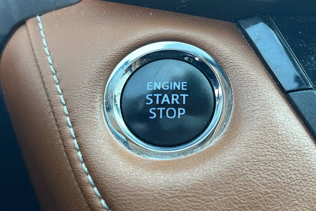 Thumbnail: 2017 Toyota RAV4 - 29