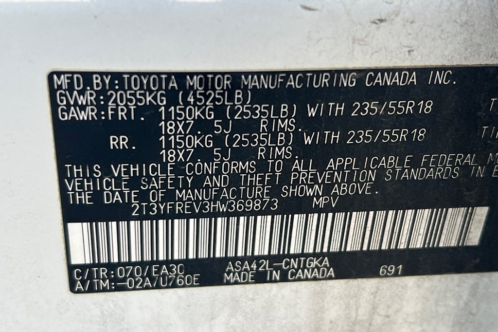 Thumbnail: 2017 Toyota RAV4 - 18