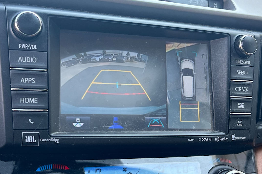 Thumbnail: 2017 Toyota RAV4 - 27