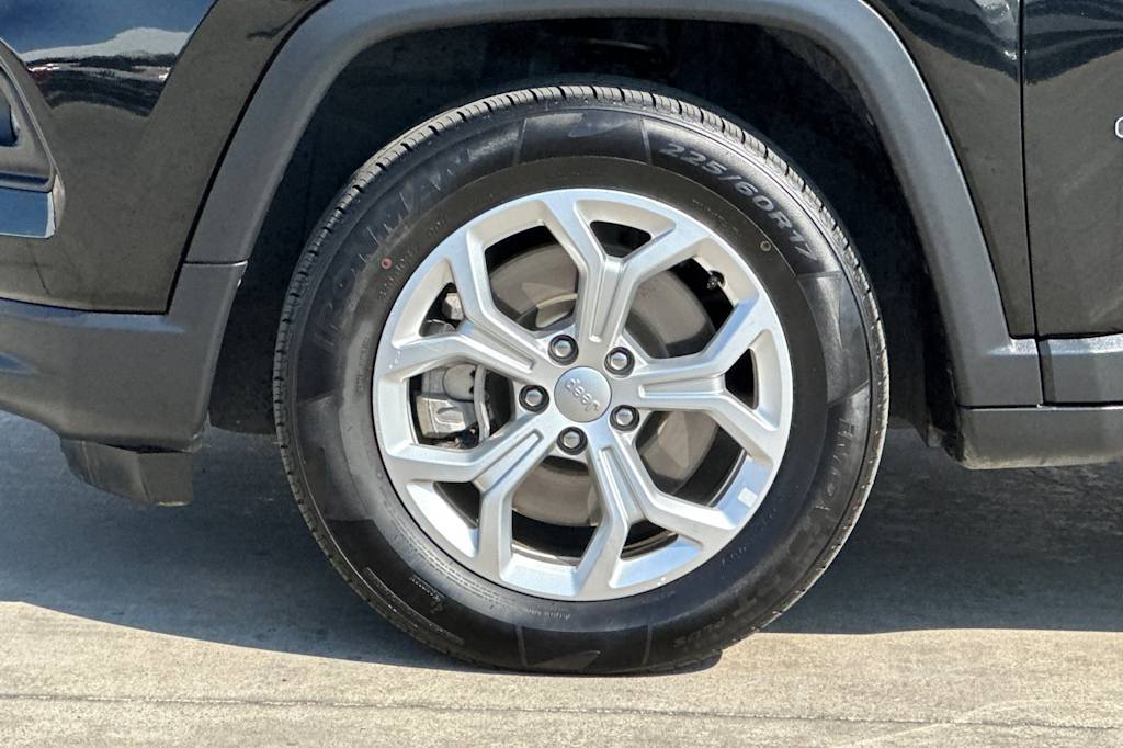 Thumbnail: 2024 Jeep Compass - 8