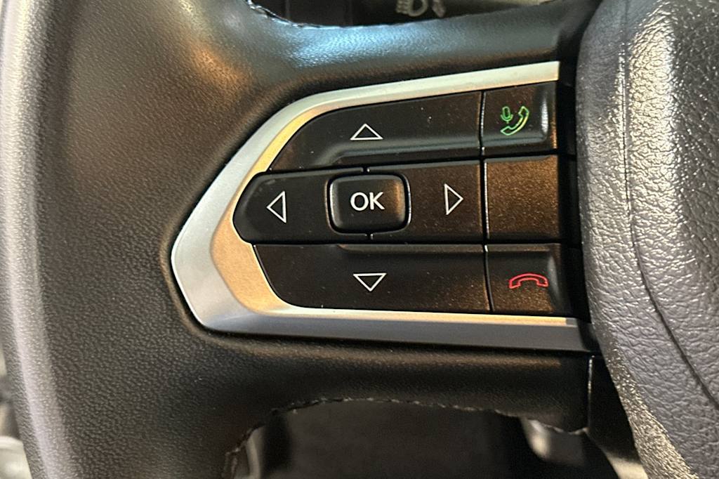 Thumbnail: 2024 Jeep Compass - 32