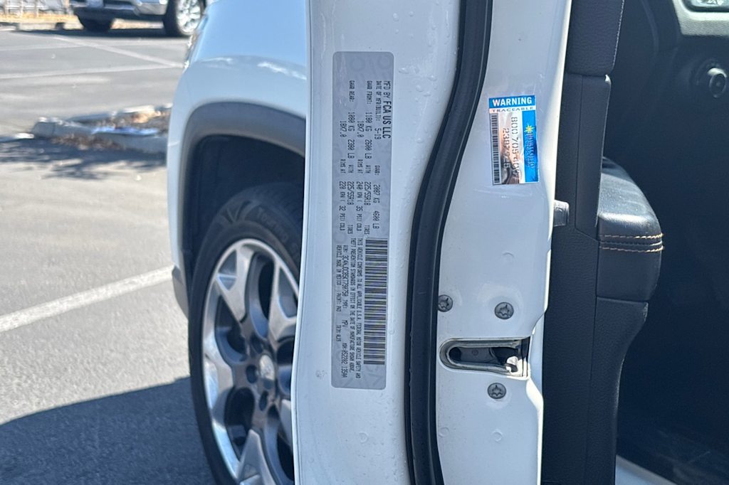 Thumbnail: 2019 Jeep Compass - 17