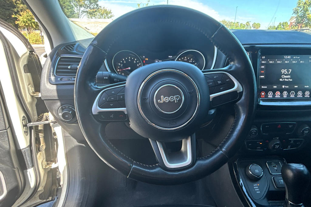 Thumbnail: 2019 Jeep Compass - 27