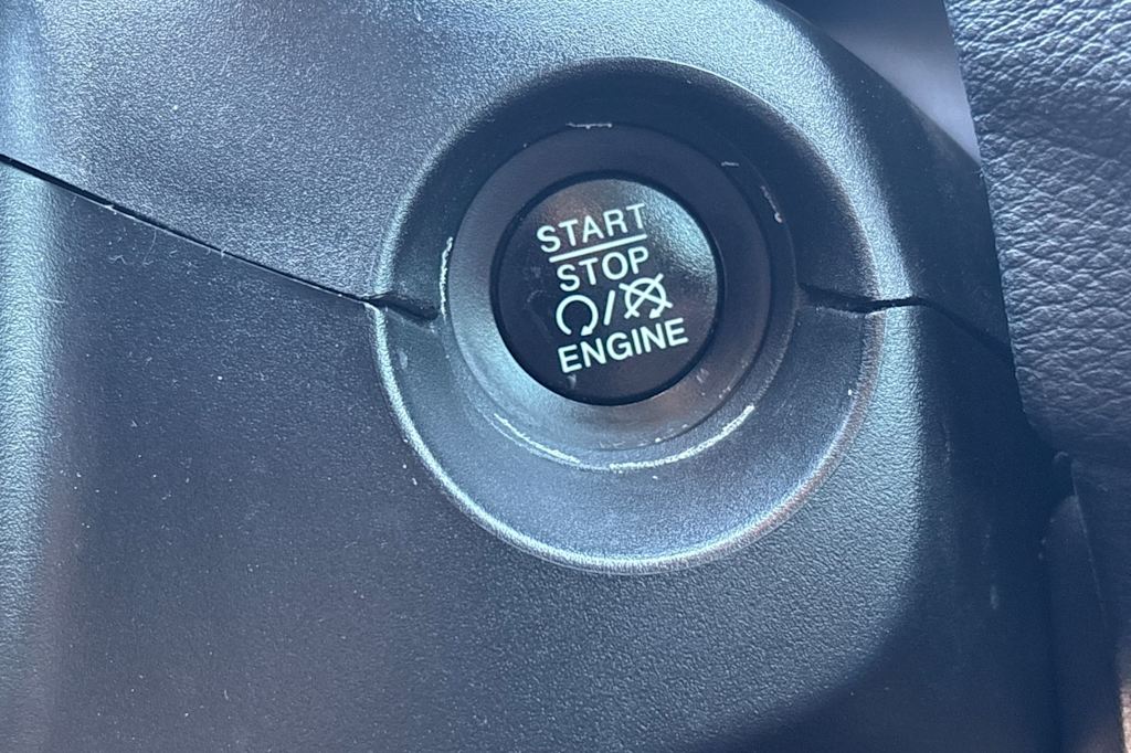 Thumbnail: 2019 Jeep Compass - 26