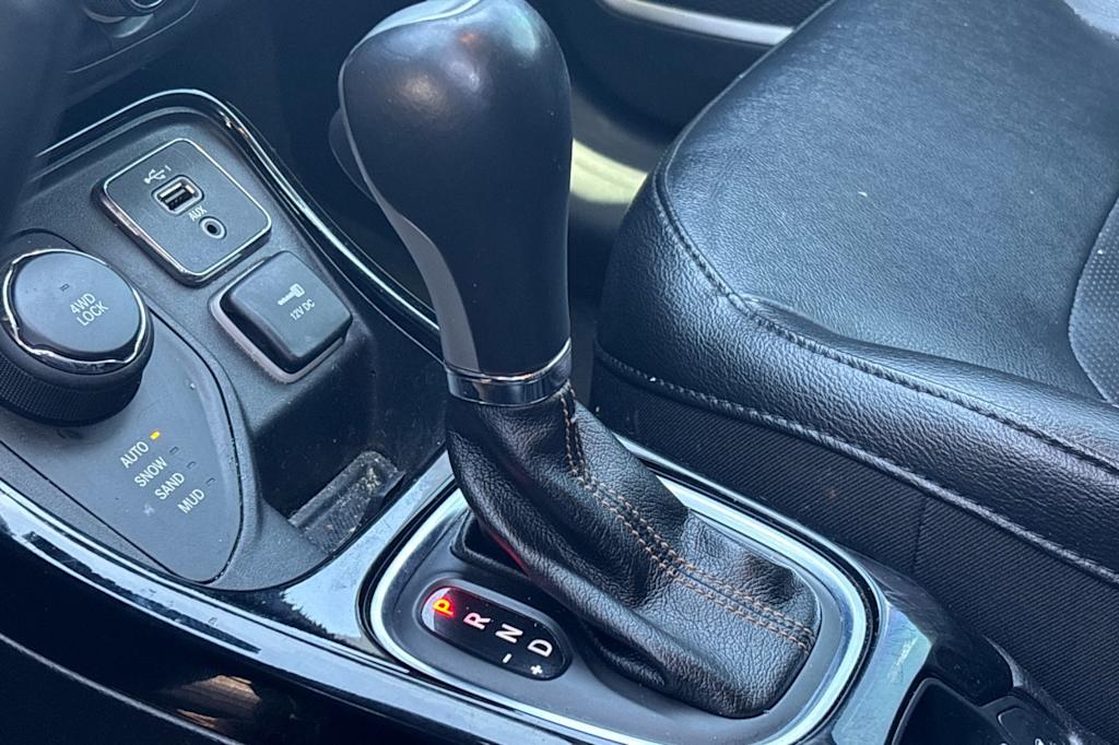Thumbnail: 2019 Jeep Compass - 14