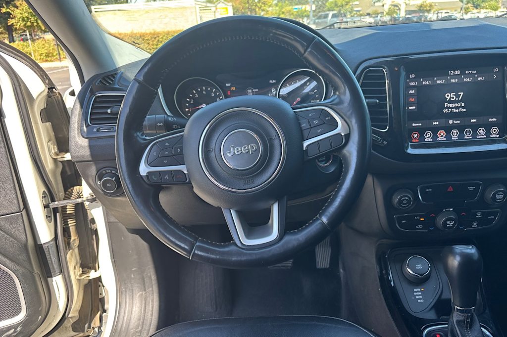 Thumbnail: 2019 Jeep Compass - 11