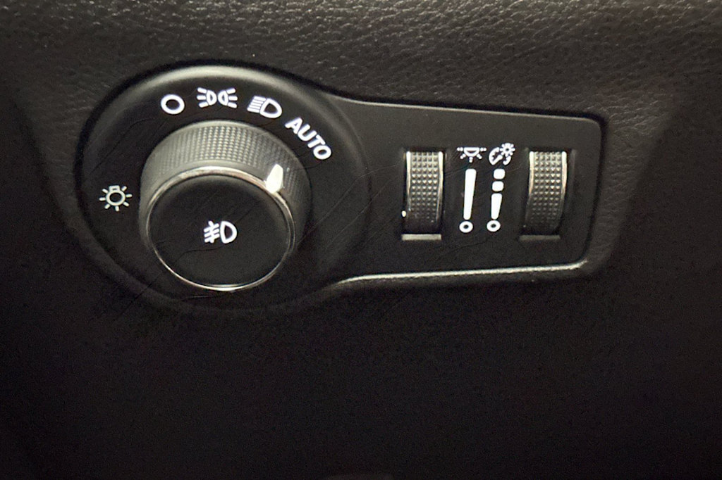 Thumbnail: 2024 Jeep Compass - 34
