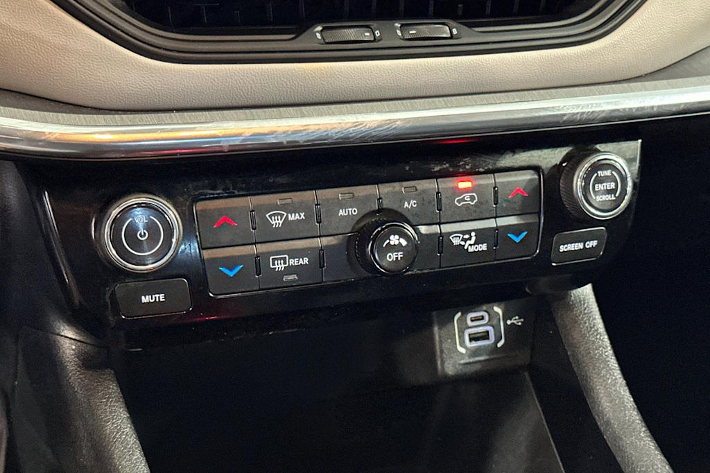 Thumbnail: 2024 Jeep Compass - 27