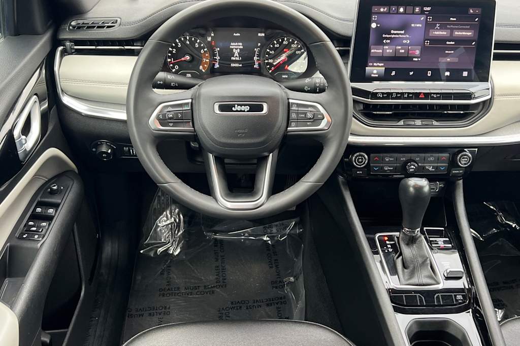 Thumbnail: 2023 Jeep Compass - 11