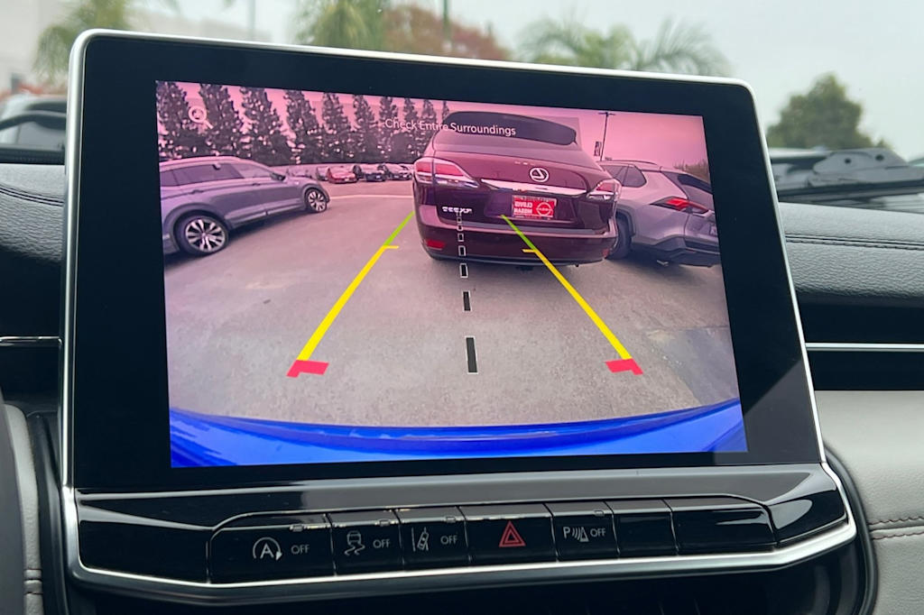 Thumbnail: 2023 Jeep Compass - 26