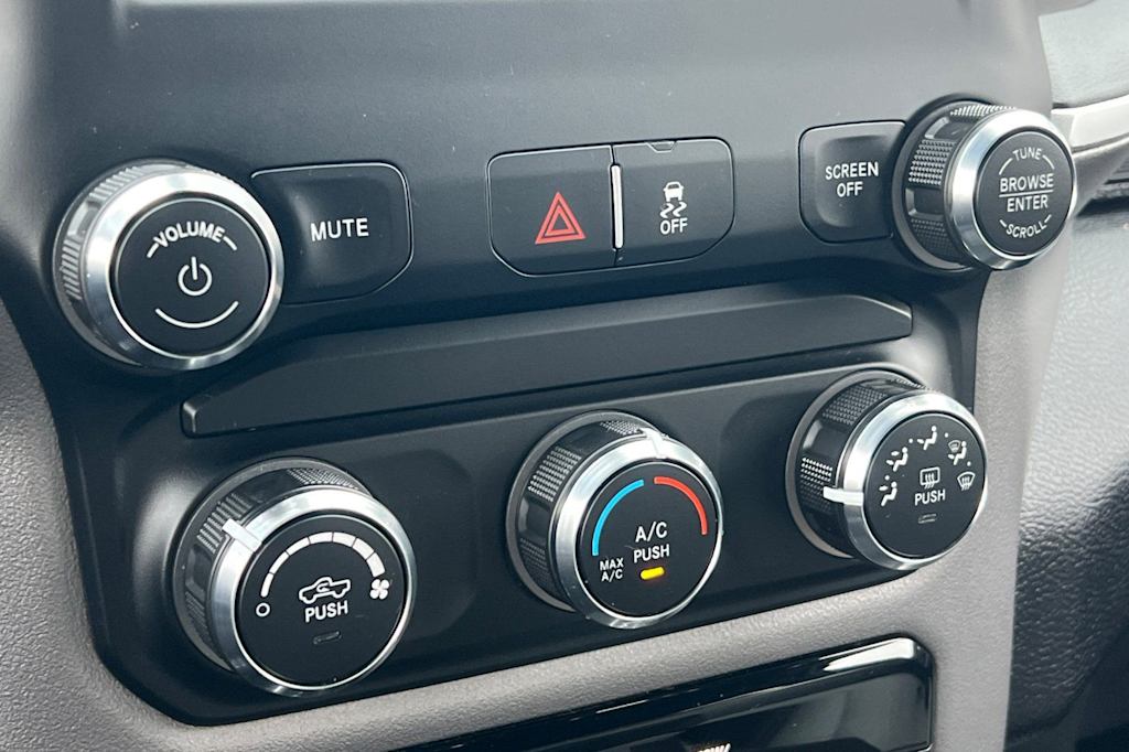 Thumbnail: 2024 RAM 3500 - 27