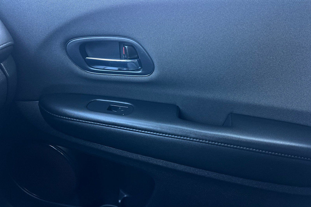 Thumbnail: 2020 Honda HR-V - 25