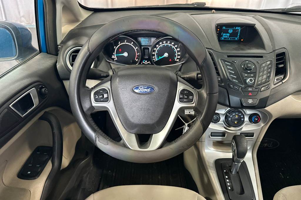 Thumbnail: 2015 Ford Fiesta - 12