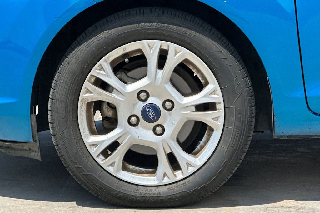 Thumbnail: 2015 Ford Fiesta - 8