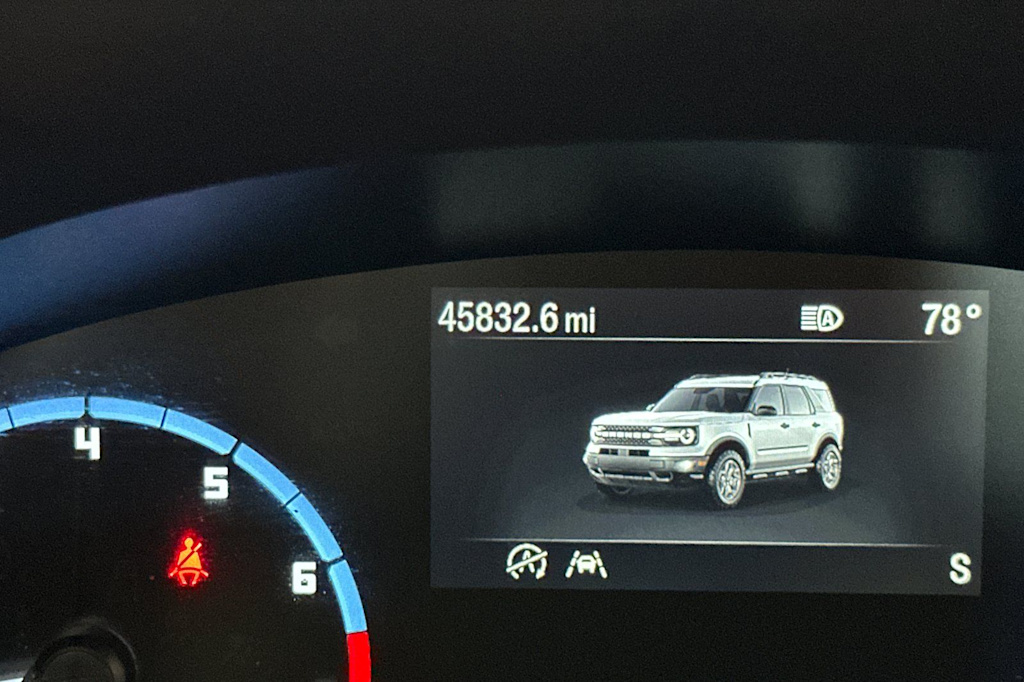 Thumbnail: 2022 Ford Bronco Sport - 16