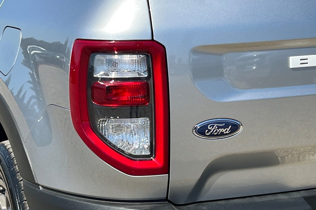 Thumbnail: 2022 Ford Bronco Sport - 24