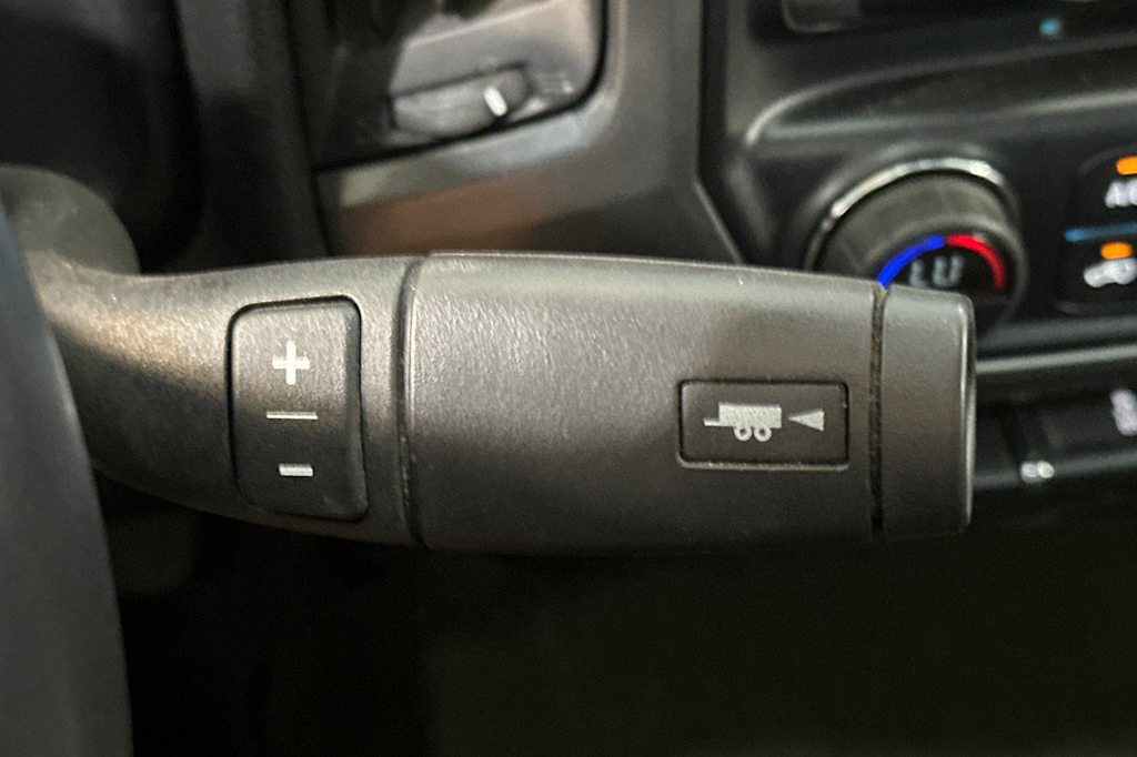 Thumbnail: 2015 Chevrolet Silverado 1500 - 26