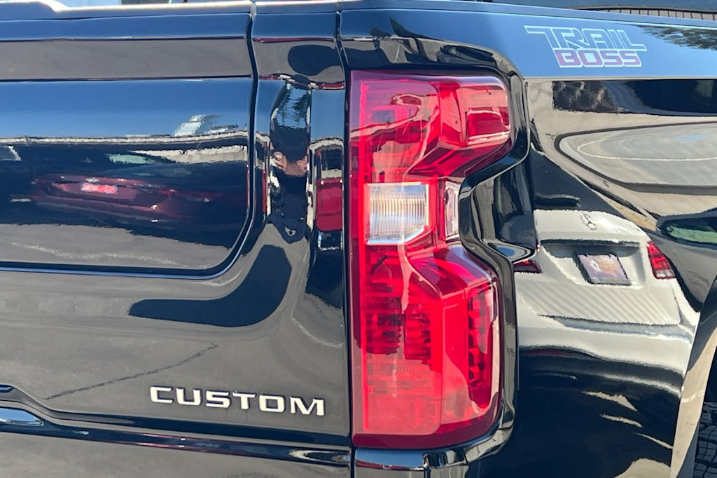 Thumbnail: 2024 Chevrolet Silverado 1500 - 34